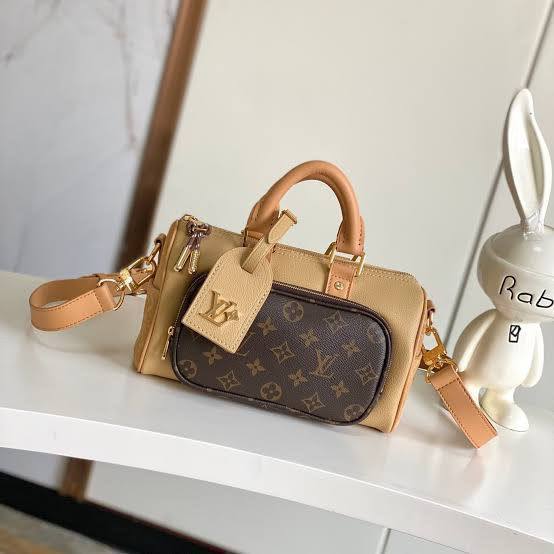 LV 🆕
COPY ONE 🔥
GOOD QUALITY 💯
170 DHS✅
WITH BOX 📦
Zain28
♥️♥️♥️