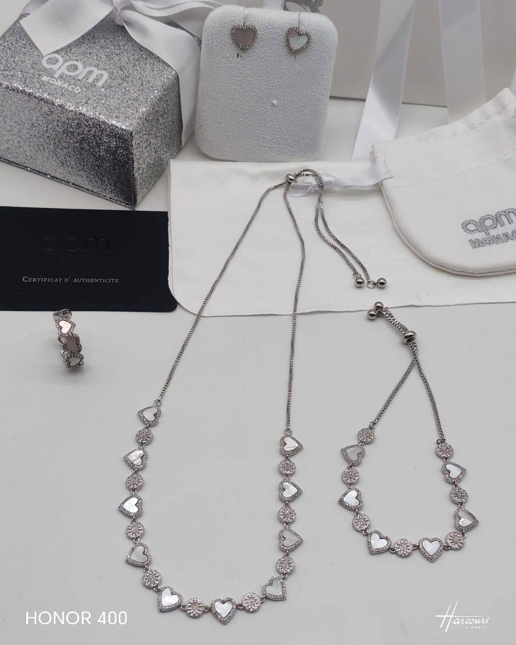 Apm
230 dhs🇦🇪 set apm
40 dhs🇦🇪
box same in picture
Zain122
♥️♥️♥️