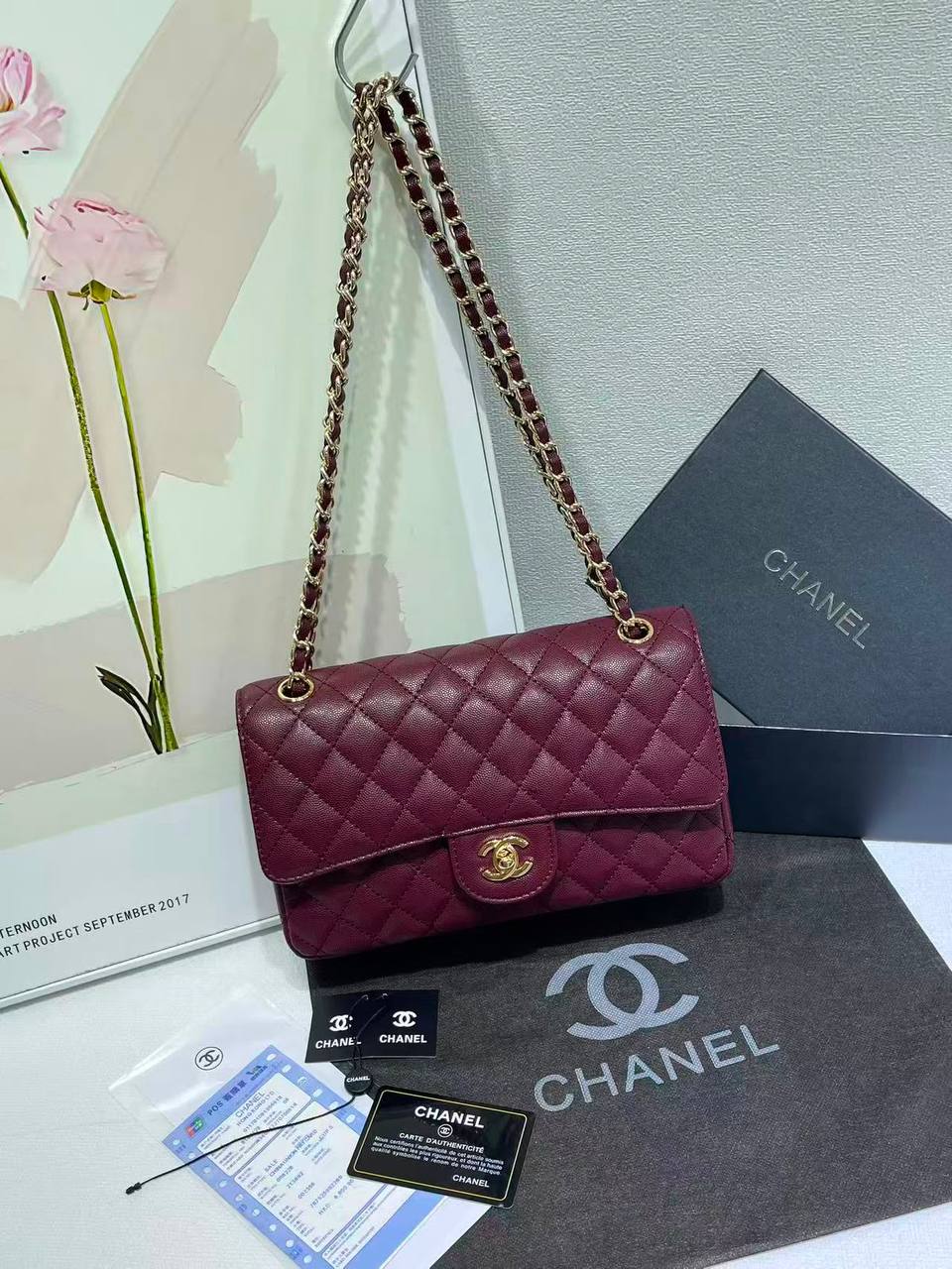Chanel
withbox
120 dhs🇦🇪🇦🇪
Zain143
♥️♥️♥️