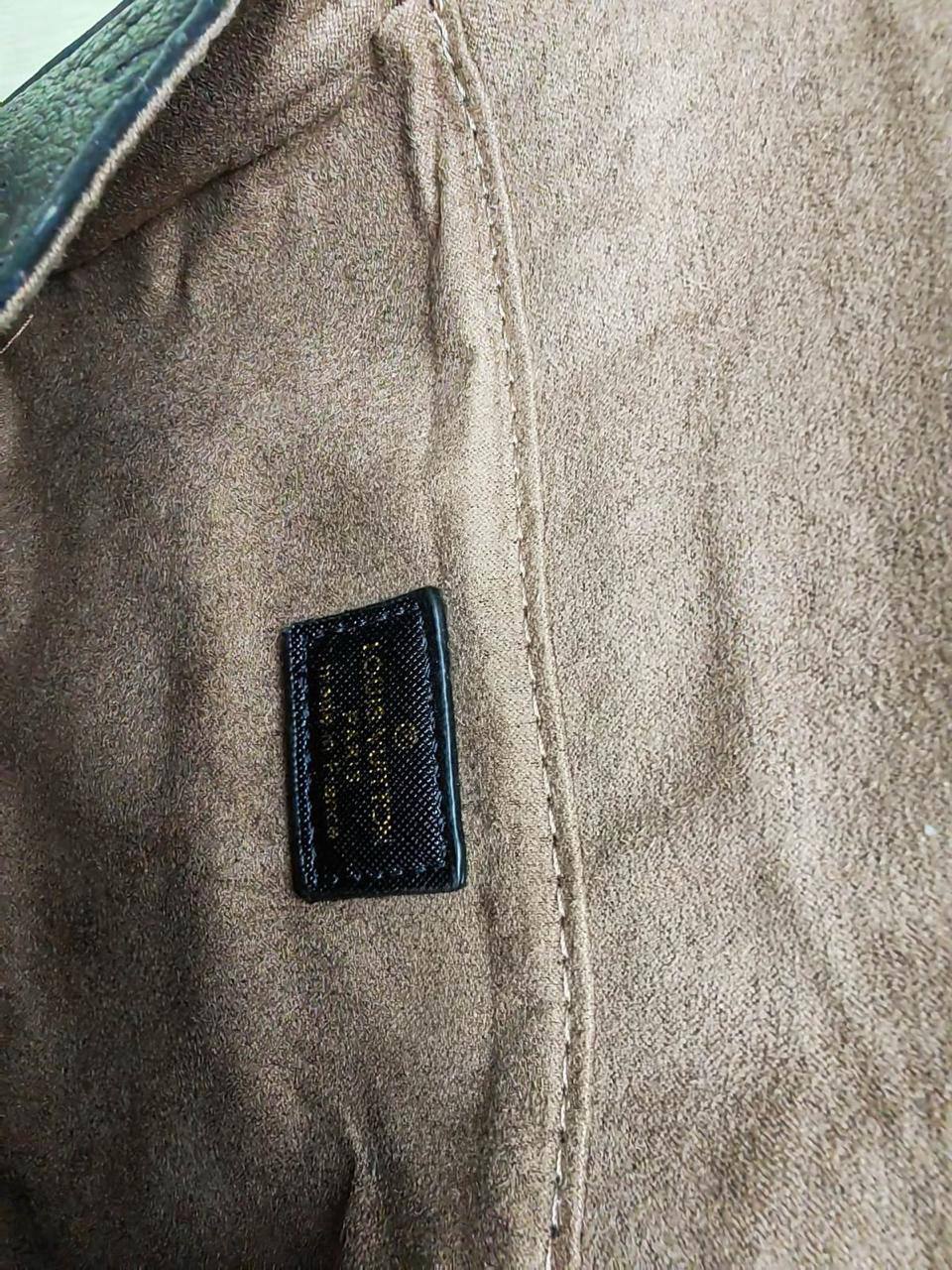 LV
Withbox
65 dhs🇦🇪🇦🇪
Zain17
♥️♥️♥️