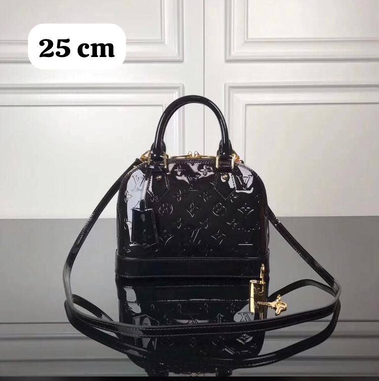 LV
75 dhs✅
With box
🎁🎁🎁
Offer 🔥⛔️⛔️
Zain219
♥️♥️♥️