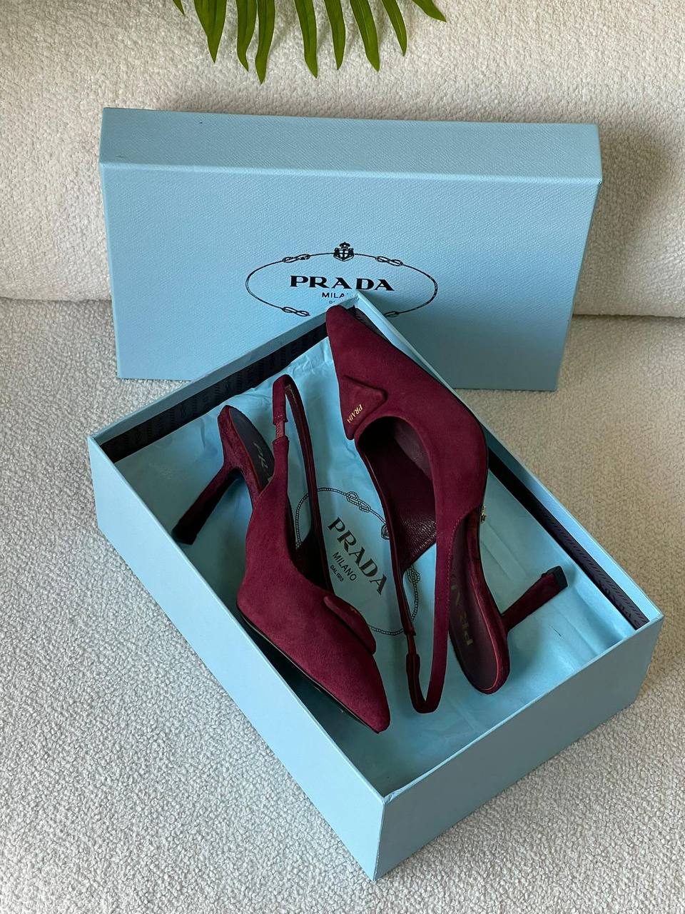 PRADA
SuperMaster Quality 💯
450 dhs🪙🌨️
Size: 36-41💥
Zain171
♥️♥️♥️