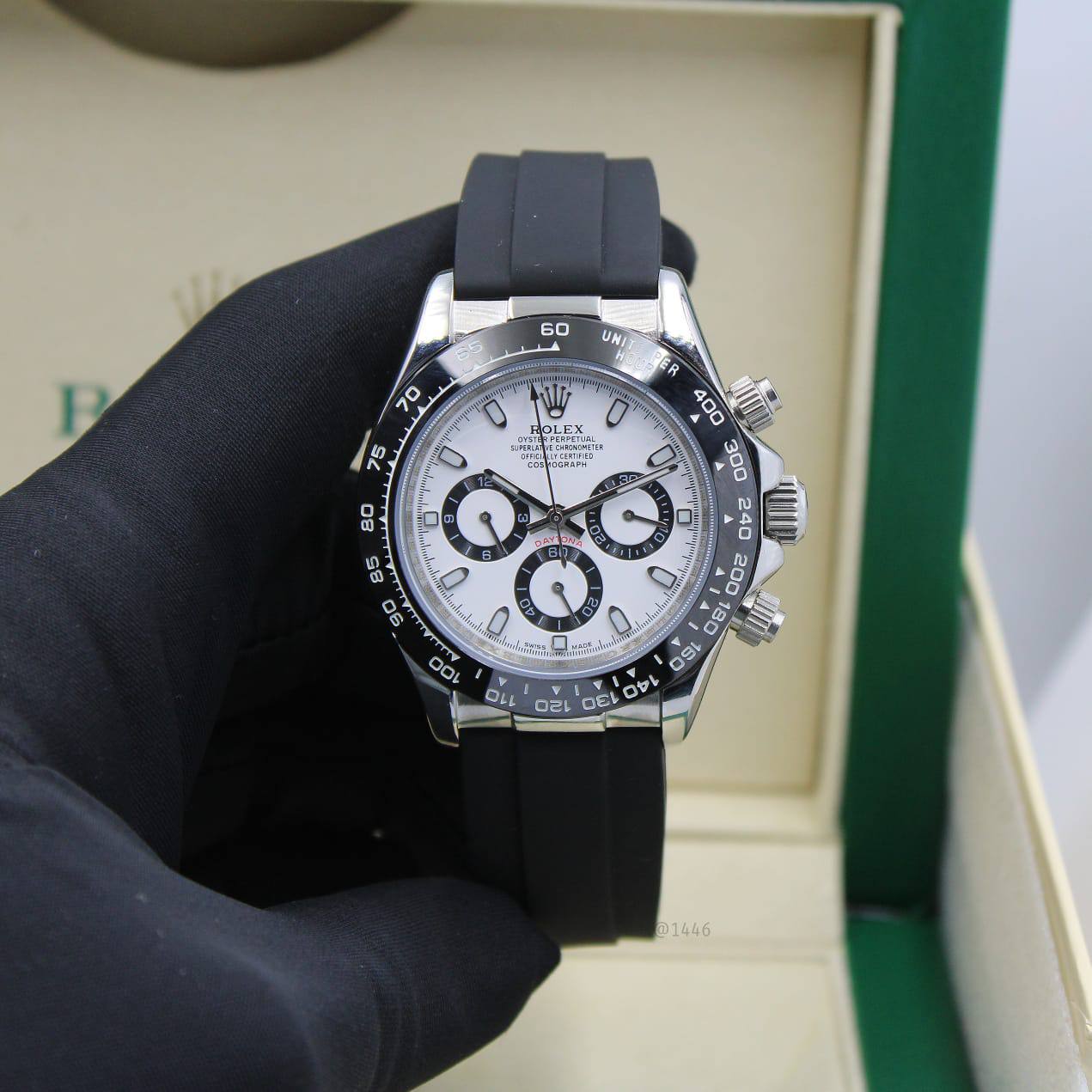 Rolex
daytona automatic
220 dhs🪙
Zain78
♥️♥️♥️