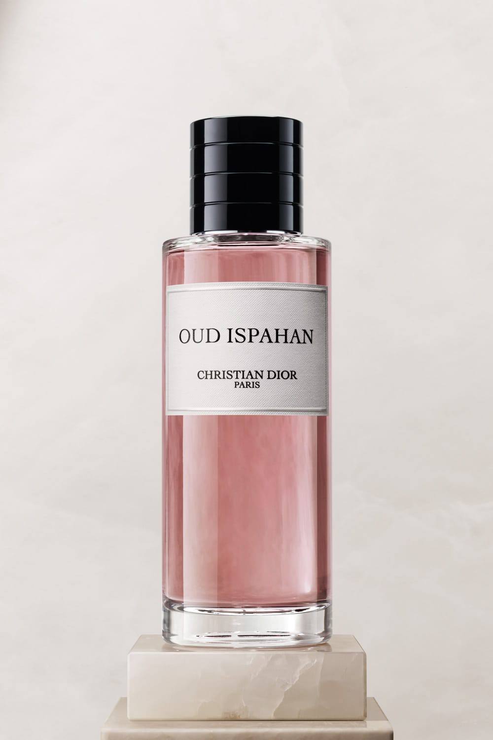 OUD ISPAHAN 250 ML
70 dhs🇦🇪🇦🇪
Zain01
♥️♥️♥️
