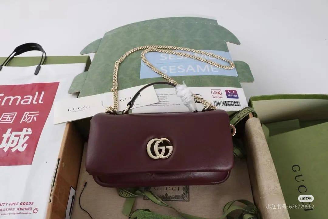 Gucci Master
For Price 👇 WTSP Text Zain 0568585901
Zain10
♥️♥️♥️