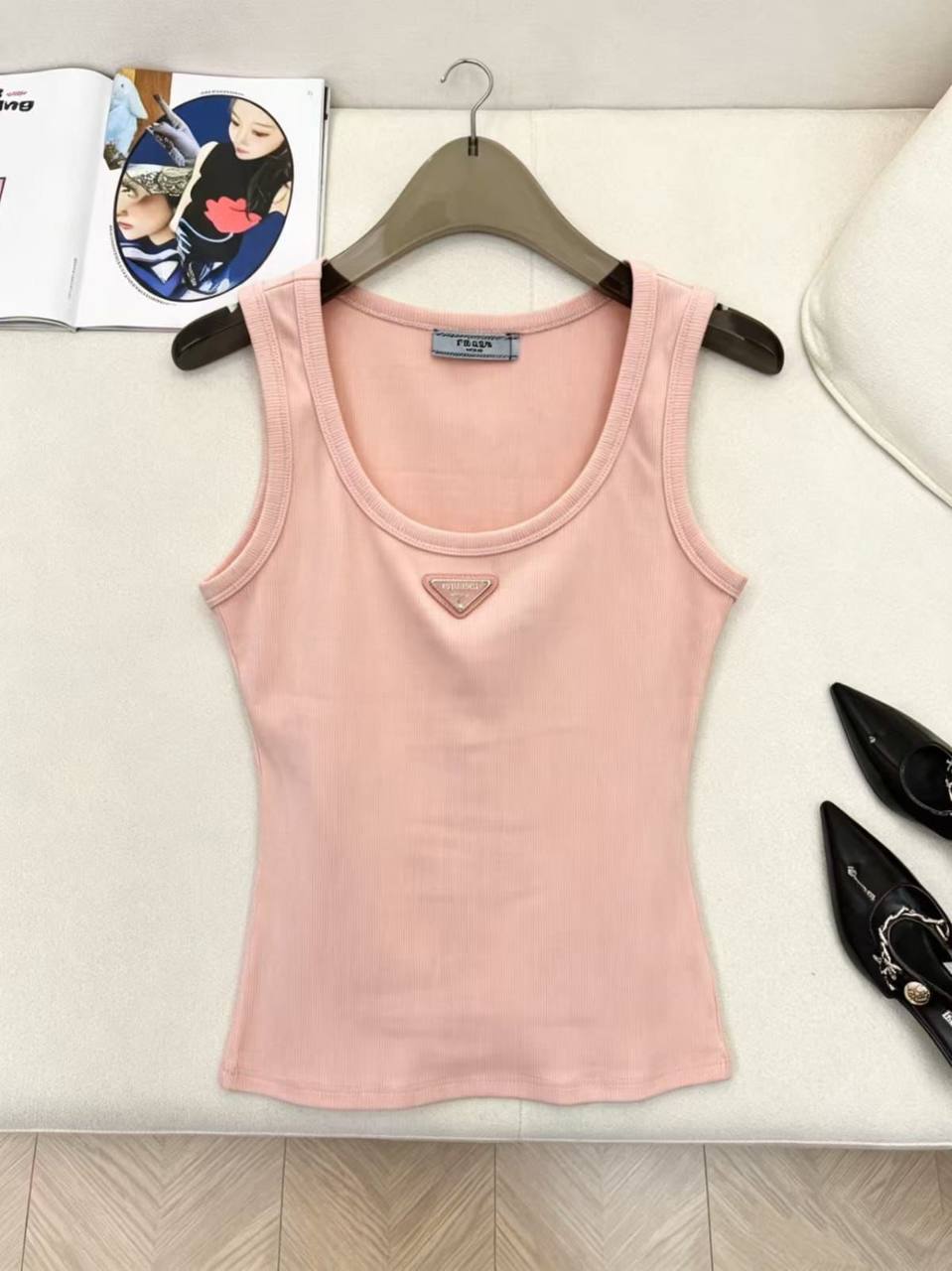 *New collections*
PRADA
*Super Master quality*
*Sizes: S M L XL*
250 dhs💓
Zain308
♥️♥️♥️