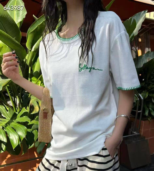 new collection
190 dhs🗽
Size S . M . L
Zain262
♥️♥️♥️