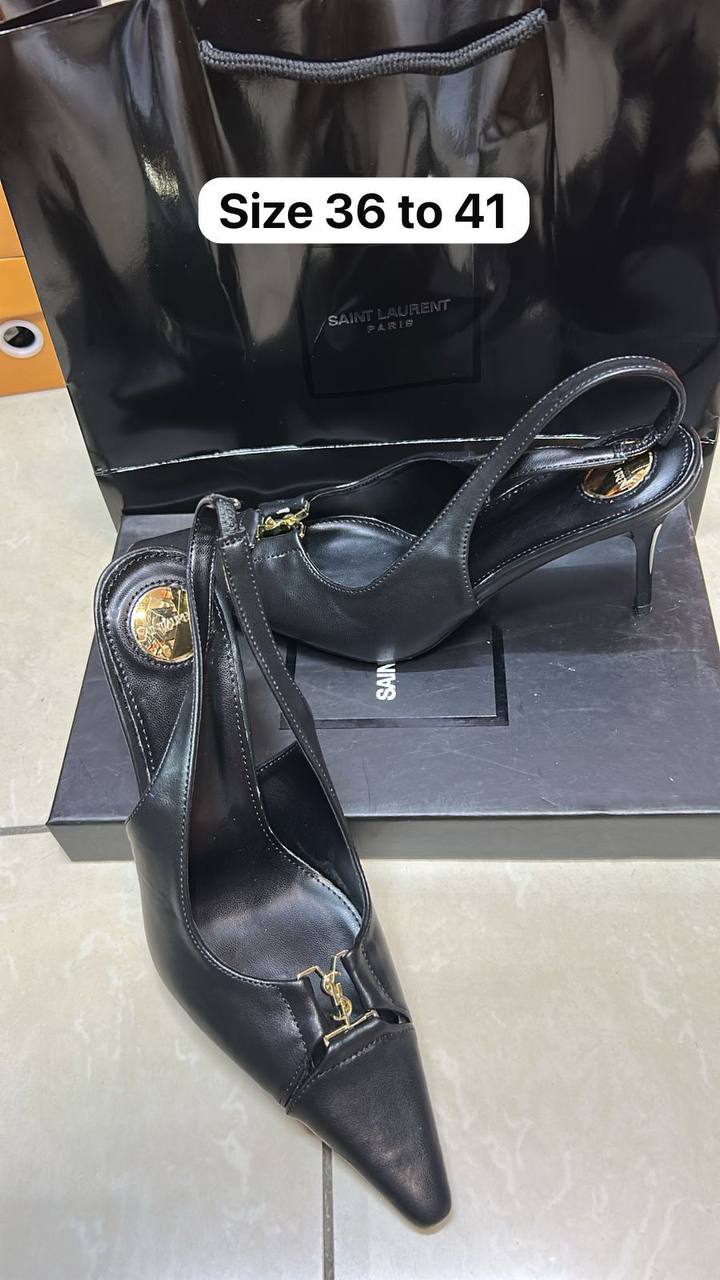 YSL
size 36 to 41
120 dhs🇦🇪
Zain146
♥️♥️♥️