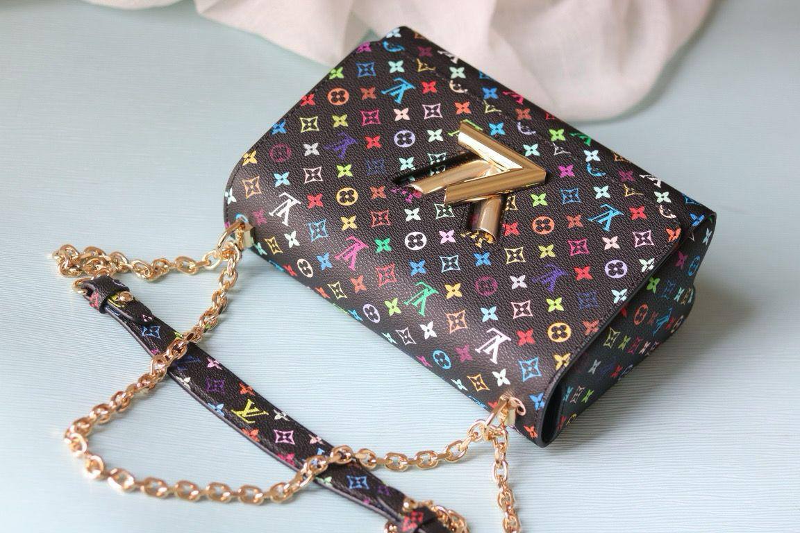 LV Denim Bag
Master
Good Quality
with Box
🎁🎁🎁
280 dhs✅
Zain131
♥️♥️♥️
