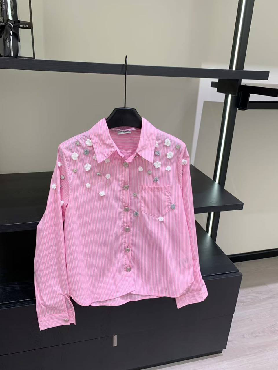 *New collections*
CAHNEL
*Super Master quality*
*Sizes: S M L*
320 dhs🇦🇪🇦🇪
Zain308
♥️♥️♥️