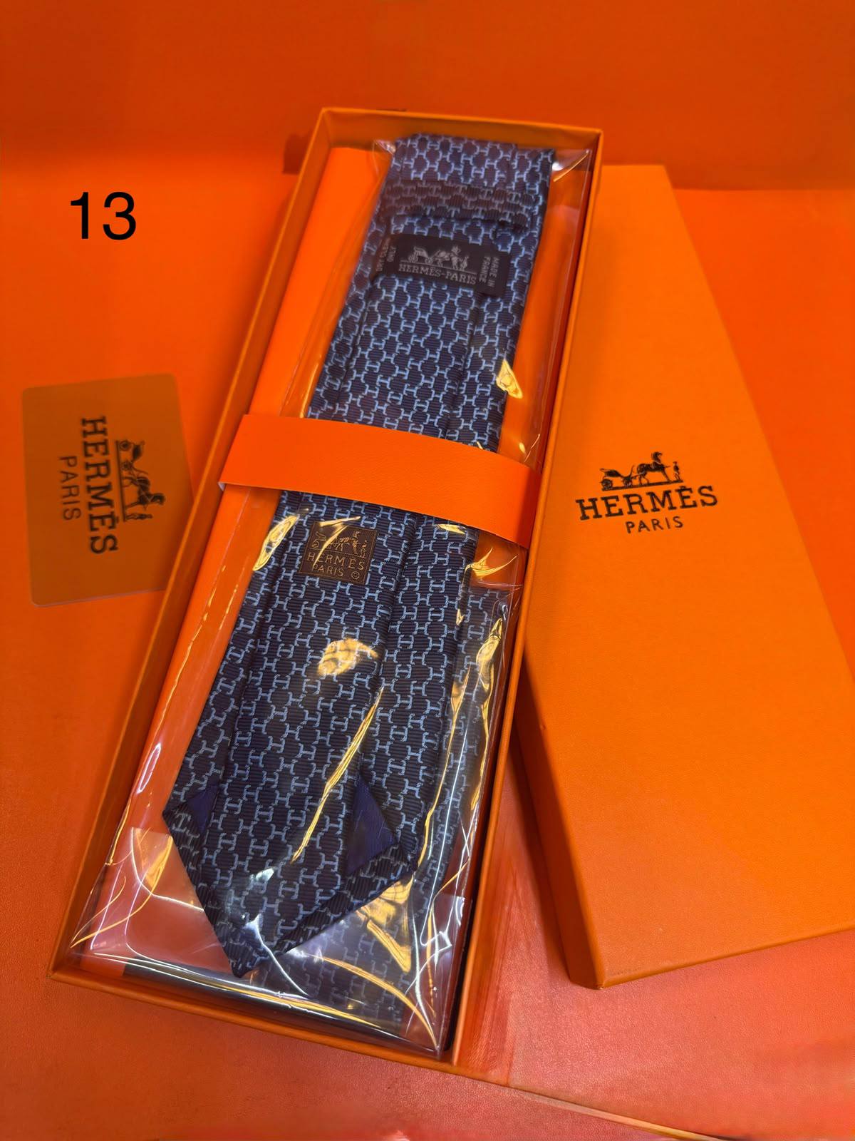 Hermes
Gucci
LV
Dior
Withbox
75 dhs🇦🇪🇦🇪
Zain93
♥️♥️♥️