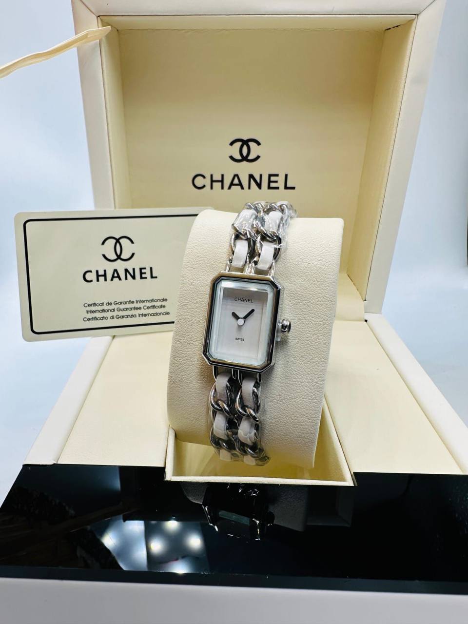 Chanel ladies
60 dhs🪙
Zain08
♥️♥️♥️