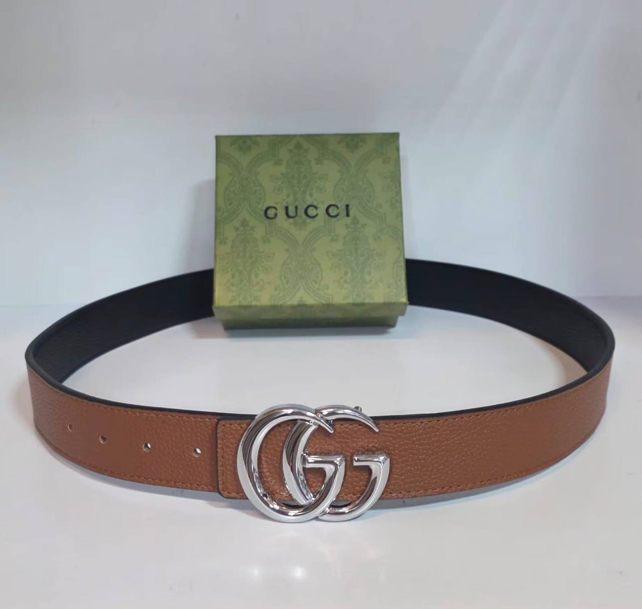 Mens belts
with box
35 dhs💛
Zain232
♥️♥️♥️