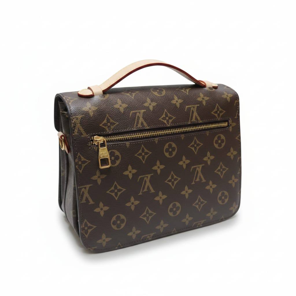 LV
ᴘᴏᴜᴄʜᴇᴛᴛᴇ ᴍᴇᴛɪs
ʜᴀɴᴅʙᴀɢ ɪɴ ᴍᴏɴᴏɢʀᴀᴍ
ɢᴏʟᴅ ʜᴀʀᴅᴡᴀʀᴇ
sɪᴅᴇ : 25 cm
ᴡɪᴛʜ BOX
115 dhs✅
Zain31
♥️♥️♥️