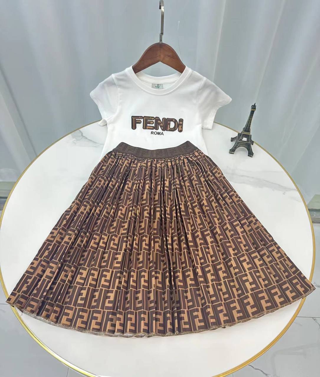 Fendi
2-12y
130 dhs💓
Zain151
♥️♥️♥️