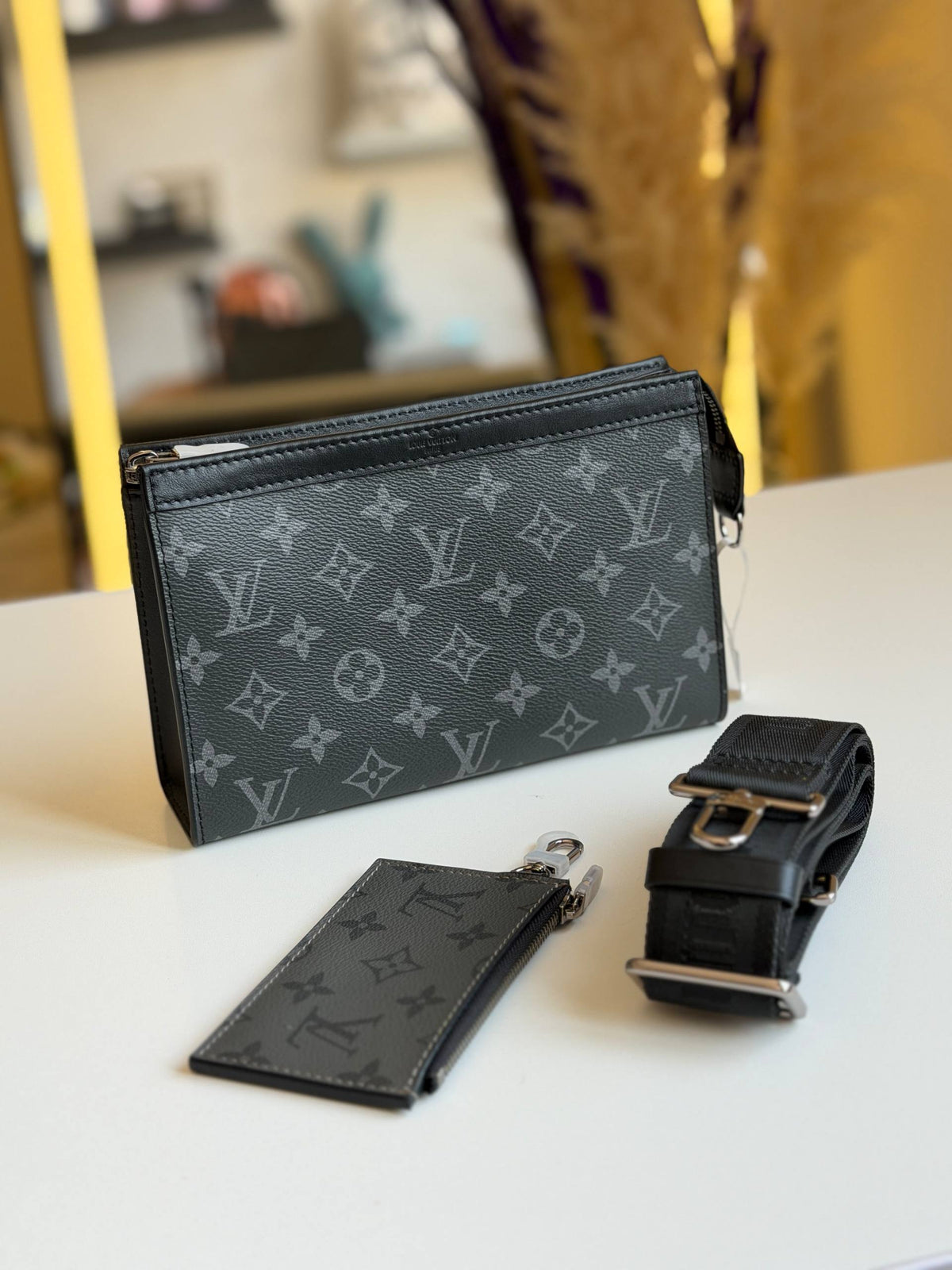 📍NEW COLLECTION 📍
🎒LOUIS VUTTON🎒
👌Premium quality 👌
❤️WITH ORIGINAL PACKAGING❤️
For Price 👇 WhatsApp✅
0568585901
0507557372
0552275751 Owner Zain 👌
Zain320
♥️♥️♥️