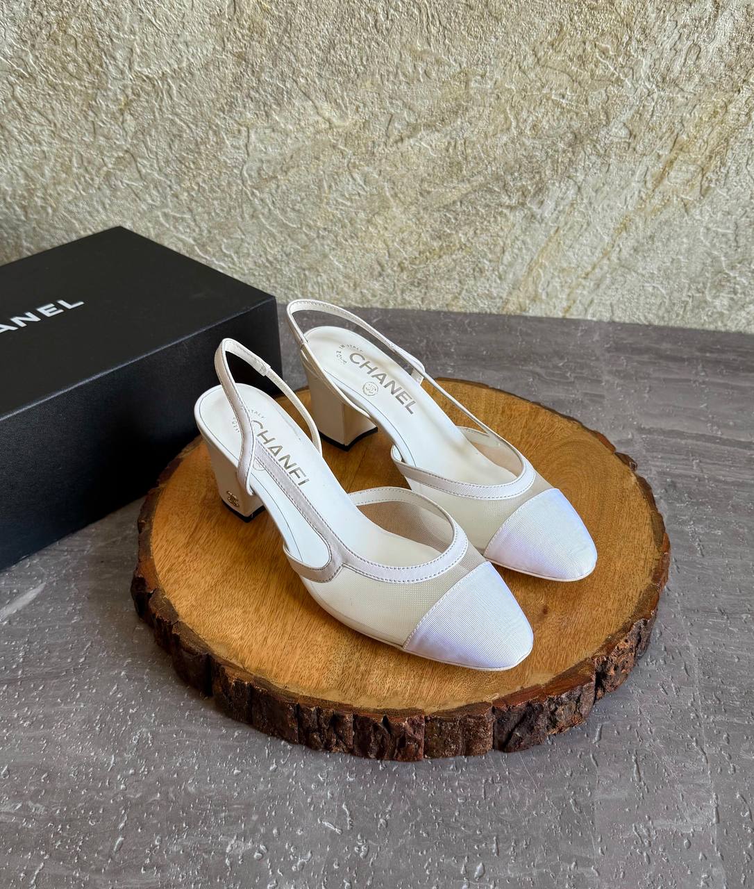 CHANEL 💫😍
SuperMaster Quality 💯
400 dhs💓
Size: 36-41 💥
Zain171
♥️♥️♥️