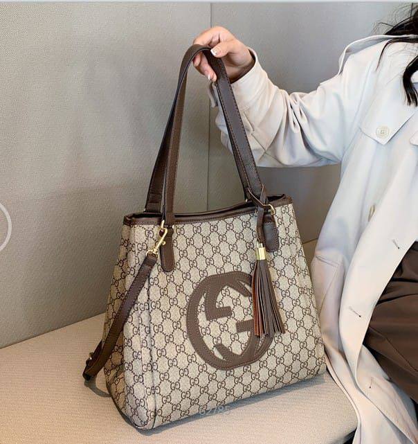 Lv & Gucci
100 dhs🪙🪙
Zain250
♥️♥️♥️