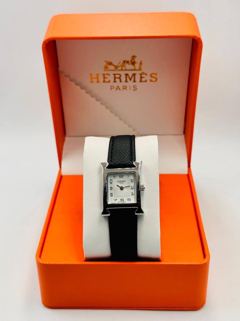 HERMES ladies
*New arrival*🔥
55 dhs🌺
Zain08
♥️♥️♥️