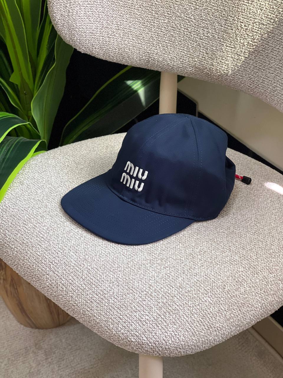Miu Miu
💙*VVIP QUALITY*💙
190 dhs✅
Zain281
♥️♥️♥️