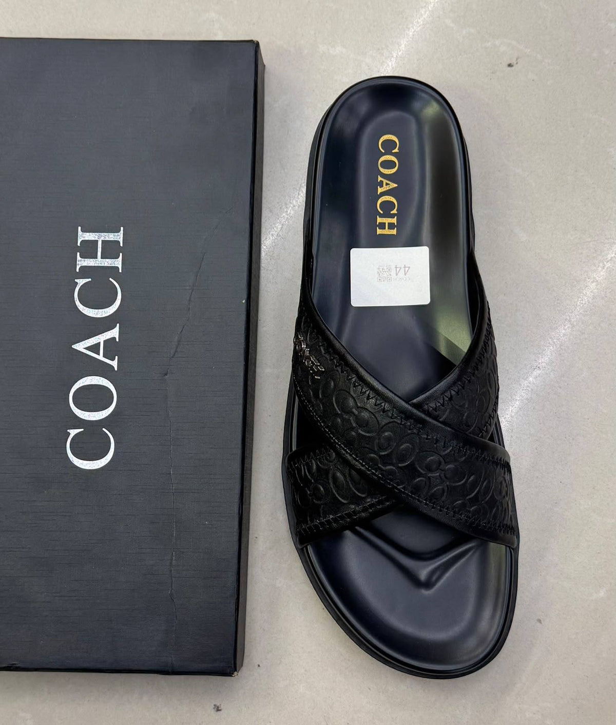 Dior
Gucci
Coach
40 TO 45
115 dhs🇦🇪🇦🇪🇦🇪
Zain183
♥️♥️♥️