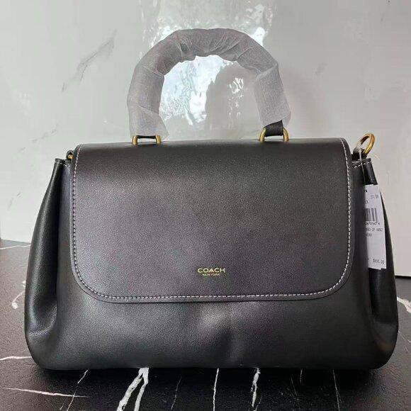 Coach Master
😍🌺35cm
240 dhs❣️
Zain248
♥️♥️♥️