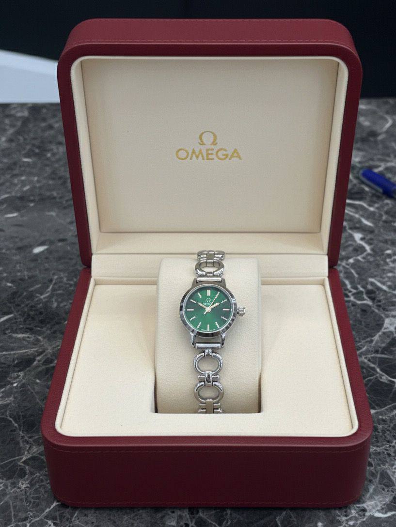 OMEGA 🆕 LADIES
GOOD QUALITY 💯
60 dhs🪙💚
Zain133
♥️♥️♥️