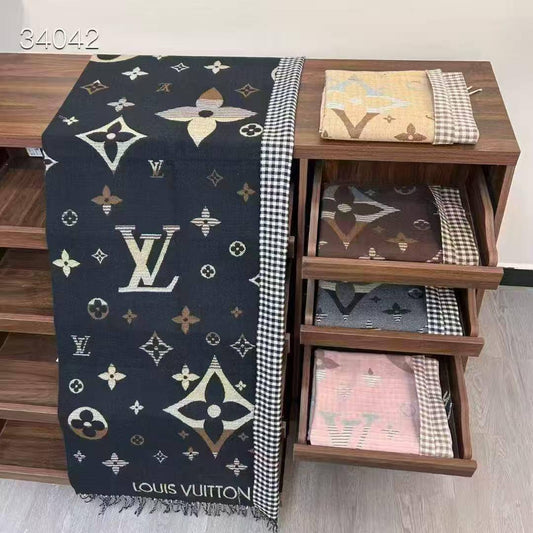 New winter Scarf 🌹🌹🌹
45 dhs🪙💚
Zain253
♥️♥️♥️