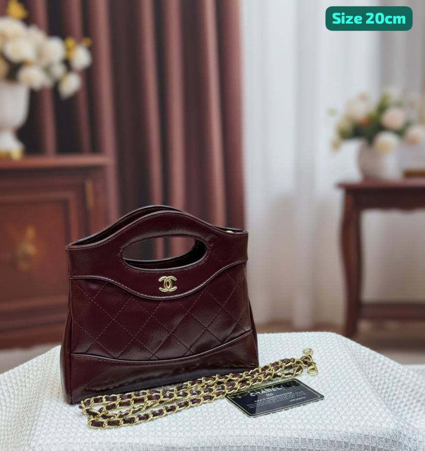 Chanel
Best quality
With box’s
🎁🎁🎁
95 dhs🪙🌨️
size 20cm
Zain158
♥️♥️♥️
