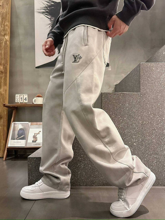 *NEW LOUIS VUITTON*
*♕ 𝐒𝐔𝐏𝐄𝐑 𝐌𝐀𝐒𝐓𝐄𝐑 ♕*
*SIZE: M,L,XL,XXL,XXXL*
300 dhs🪙💚
Zain227
♥️♥️♥️