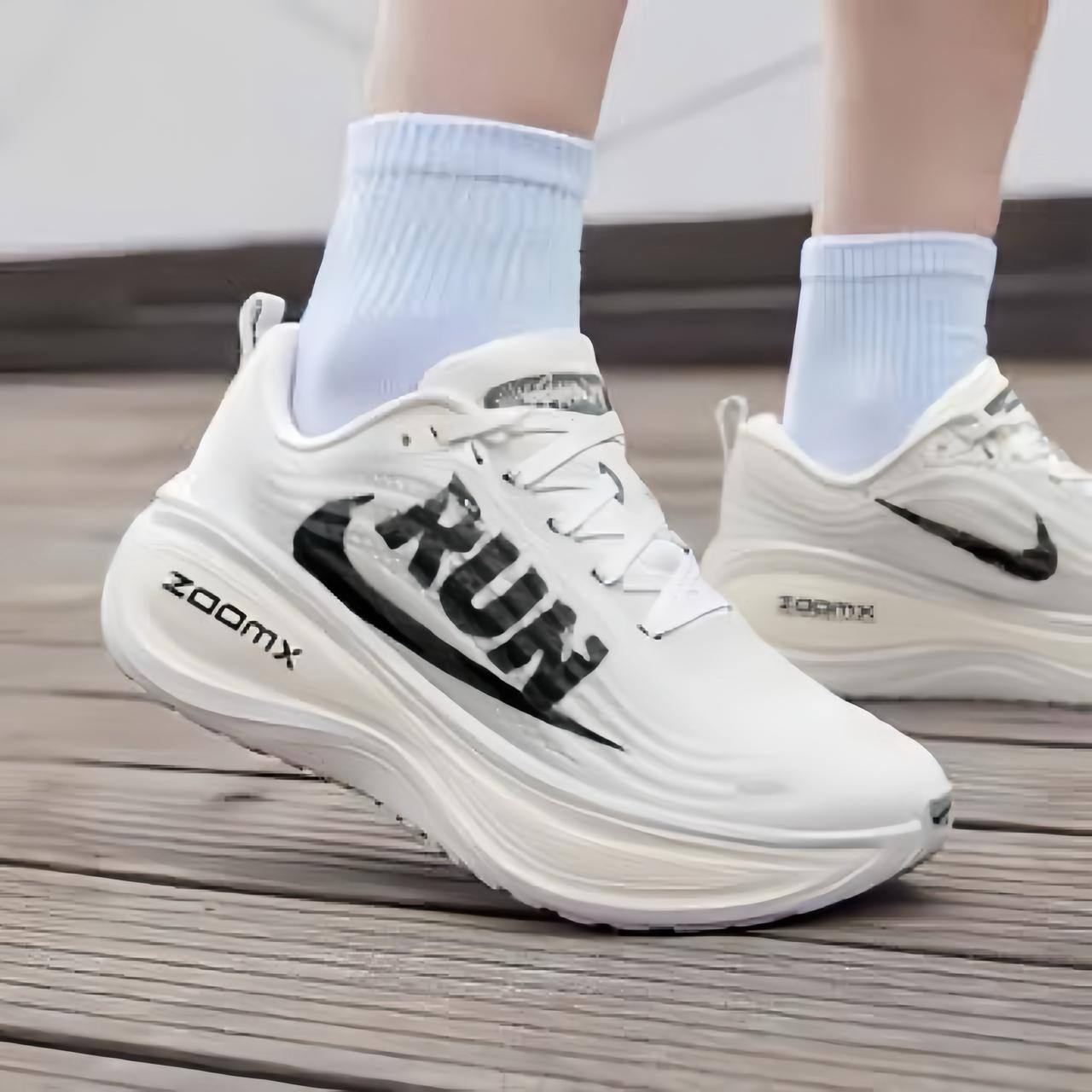 Nike Vomero Plus
Run ,
Size 36-45 ,
250 dhs✅
Zain18
♥️♥️♥️