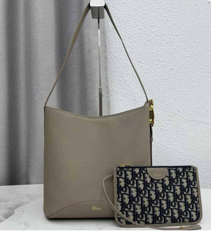 DIOR ✨💕✨
💯
SuperMaster Quality 🔥🔥
Available Now ❤️❤️❤️
For Price 👇 WhatsApp✅
0568585901
0507557372
0552275751 Owner Zain 👌
Zain121
♥️♥️♥️