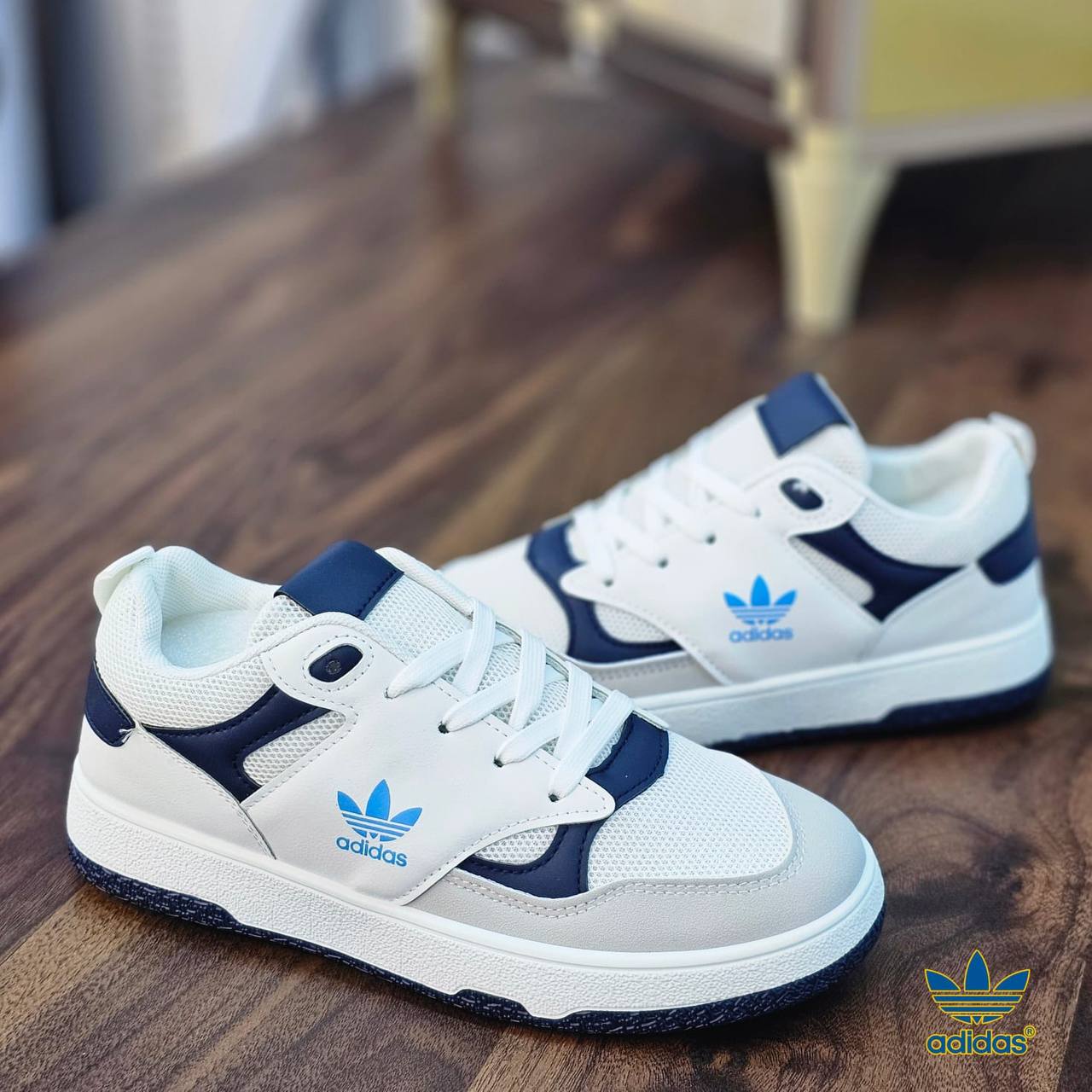 Adidas
Size 39to45
75 dhs🇦🇪🇦🇪
Zain163
♥️♥️♥️