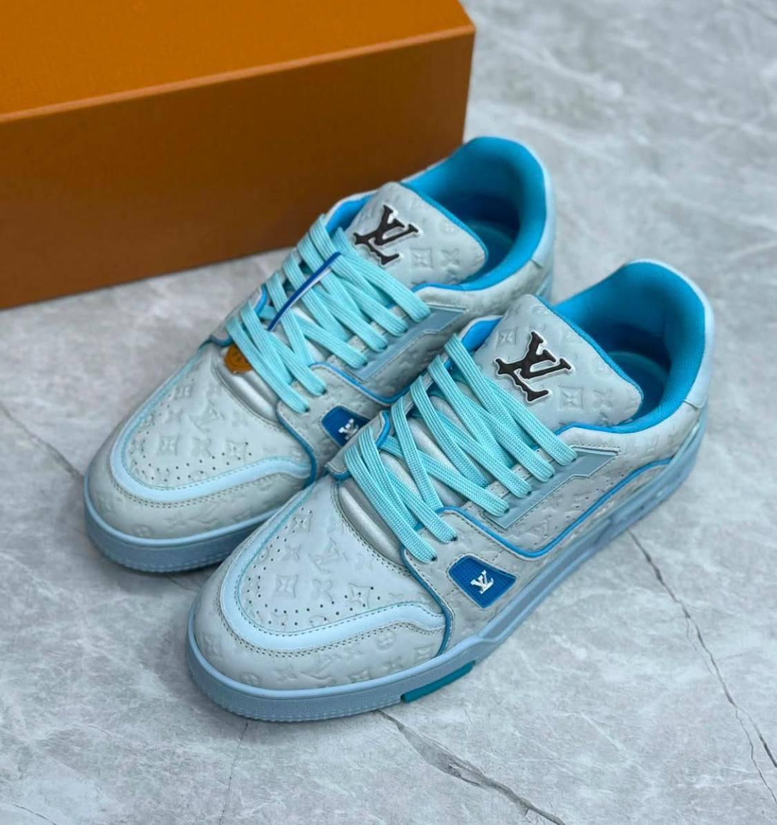 LV
Size 39 TO 45
170 dhs✅
Zain183
♥️♥️♥️