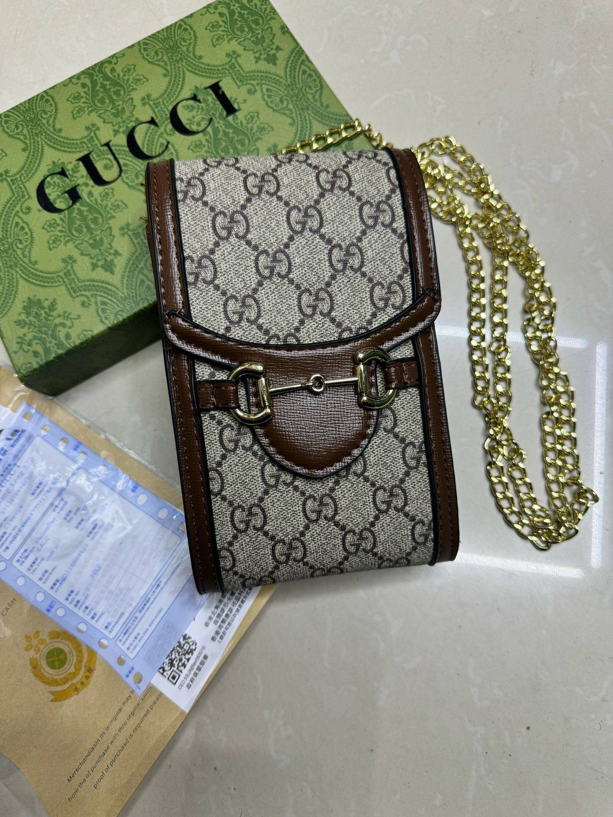 📱Brand Phone bag
First Quality +🎁
Size : 18 * 11 cm
50 dhs🗽
with box🎁
Zain115
♥️♥️♥️