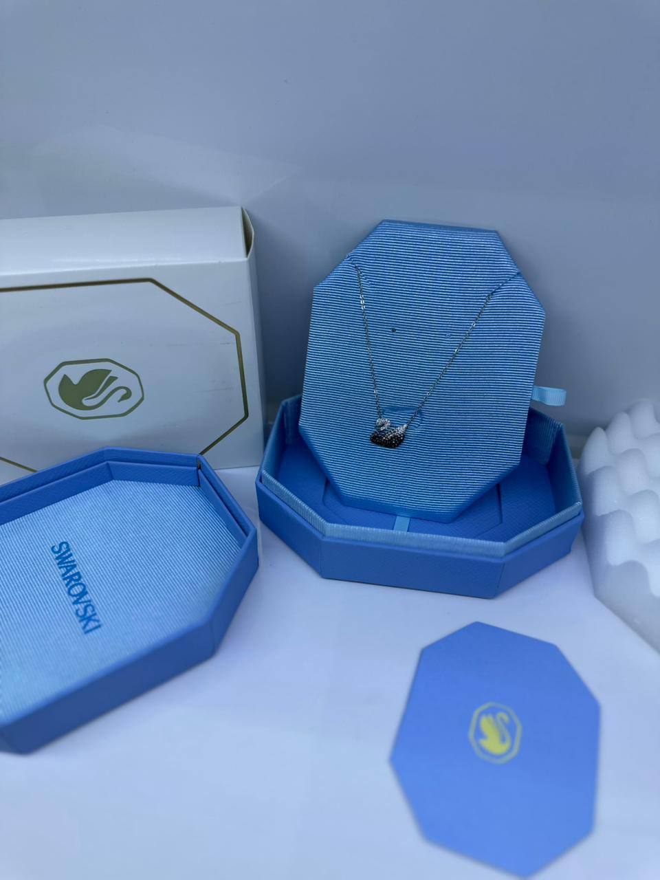 SWAROVSKI 🪿*
Necklace ❣️
Master quality 💯
With normal boxes 🗃️
50 dhs🪙🌨️
With master box 📦
75 dhs🪙🌨️
Zain216
♥️♥️♥️