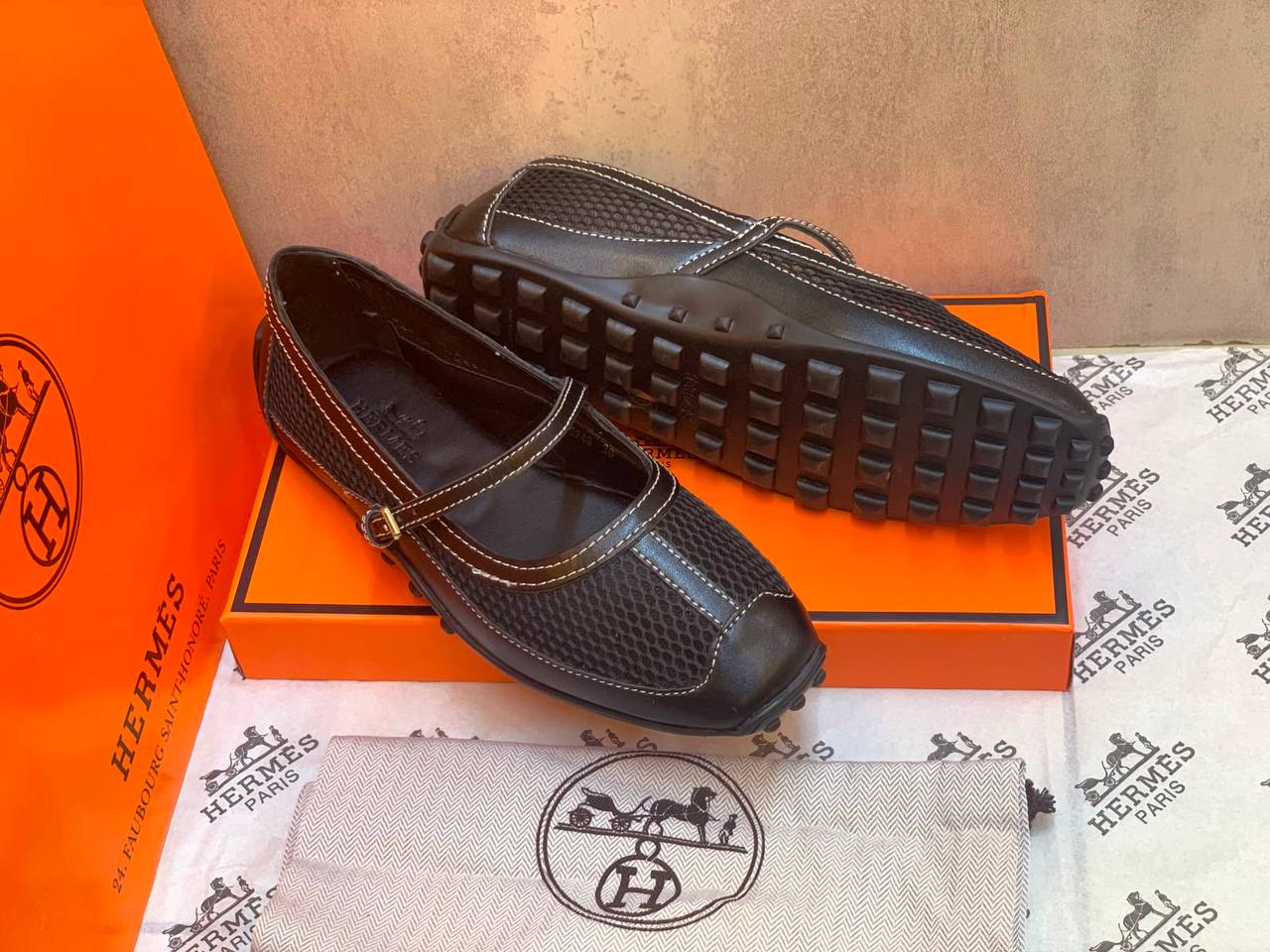 Hermes Kichu ballet flats
Good quality
Size 36-41
230 dhs✅
Zain88
♥️♥️♥️