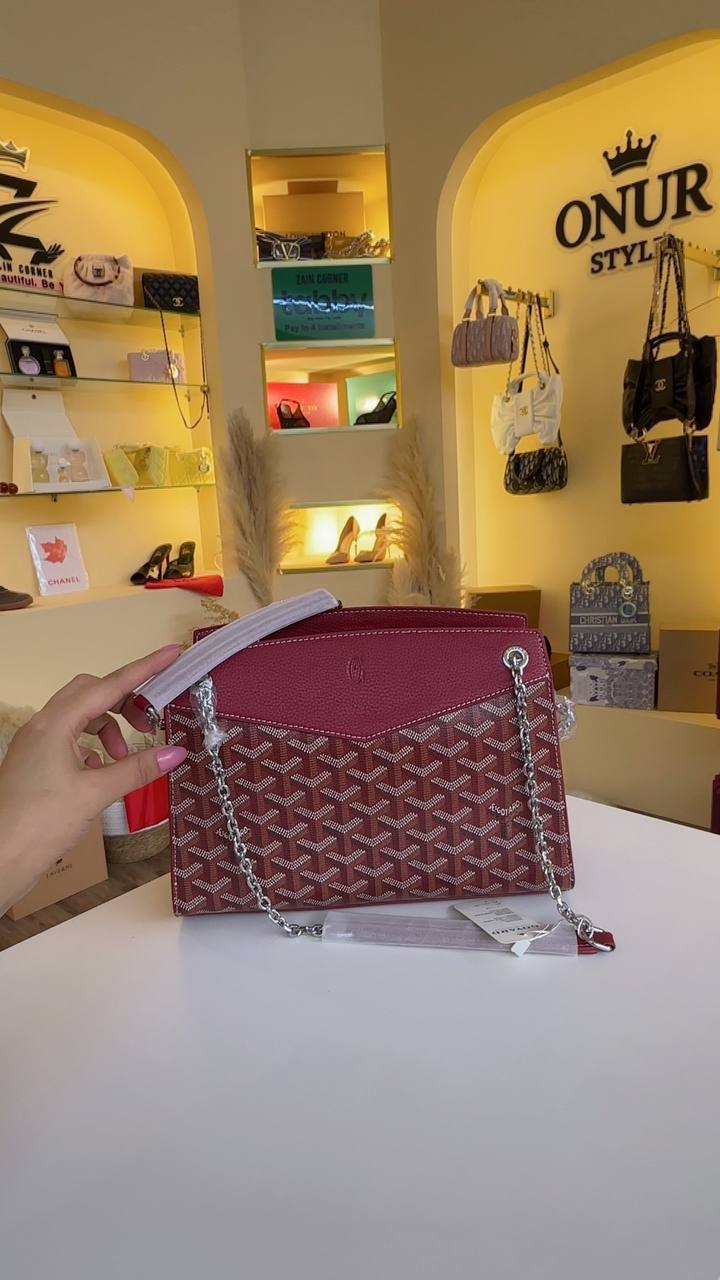 Goyard
290 dhs
Zain131
♥️♥️♥️
Zc