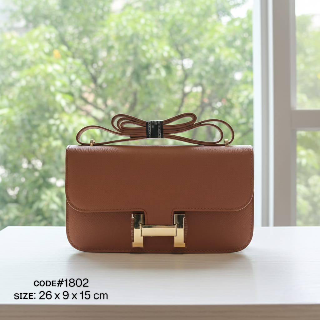 HERMES ᴄᴏɴsᴛᴀɴᴄᴇ
ᴇᴀsᴛ ᴡᴇsᴛ sɪᴢᴇ
ᴇʟᴀɴ ᴇᴘsᴏᴍ ʟᴇᴀᴛʜᴇʀ
ɢᴏʟᴅ ʜᴀʀᴅᴡᴀʀᴅ ᴇᴀsᴛ ᴡᴇsᴛ
sɪᴢᴇ : 26 cm
ᴡɪᴛʜ BOX
75 dhs💓
Zain31
♥️♥️♥️