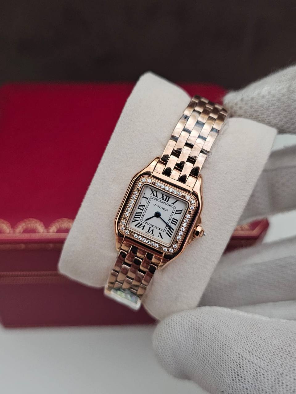 CARTIER
_PANTHÈRE DE CARTIER SIZE 22MM WITH STONE BEZEL_
Swiss Movement🇨🇭
Water Resistant 💧
Sapphire Crystal
Super Master Quality
With Original Box 📦🛍️
For Price 👇 WhatsApp✅
0568585901
0507557372
0552275751 Owner Zain 👌
Zain282
♥️♥️♥️