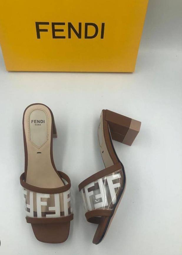 Fendi Heel
Size 36-41
110 dhs🪙💕
Zain241
♥️♥️♥️