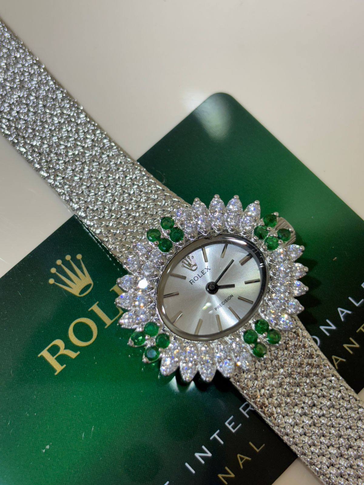 Rolex
Women ... ……31mm---🌹🌹🌹
330 dhs💓
Zain108
♥️♥️♥️