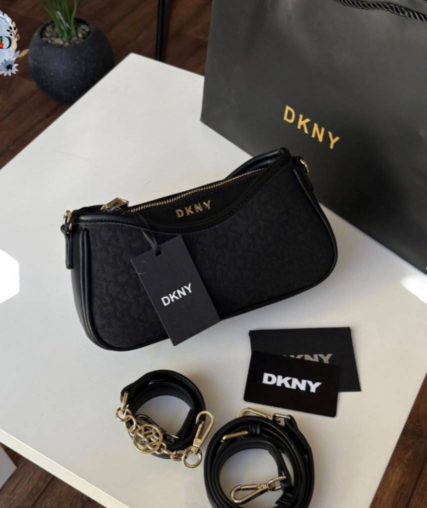 Dkny
100 dhs🇦🇪🇦🇪
High-quality
with box
Zain35
♥️♥️♥️