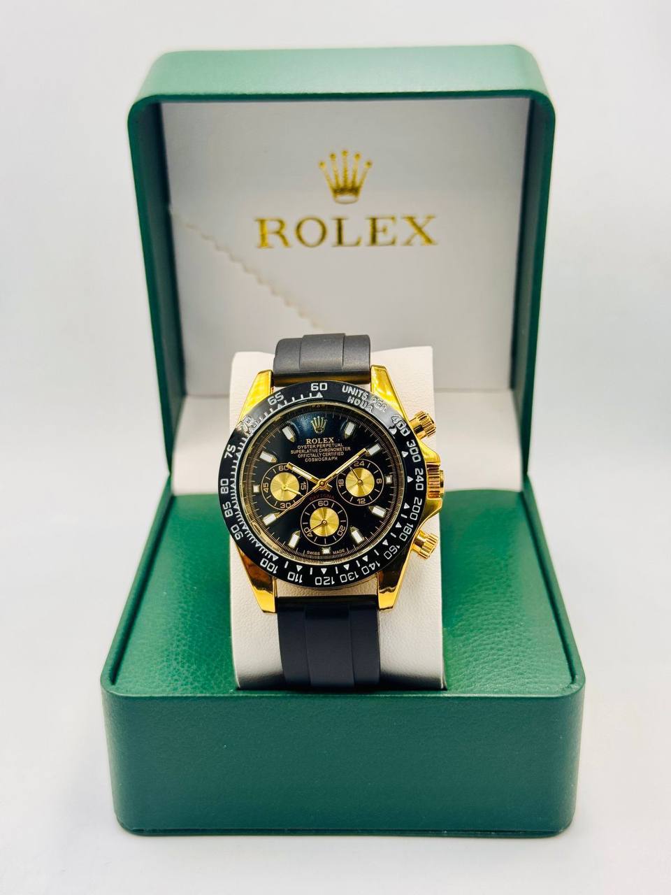 Rolex Men
*chronograph working*
75 dhs✅
Zain08
♥️♥️♥️