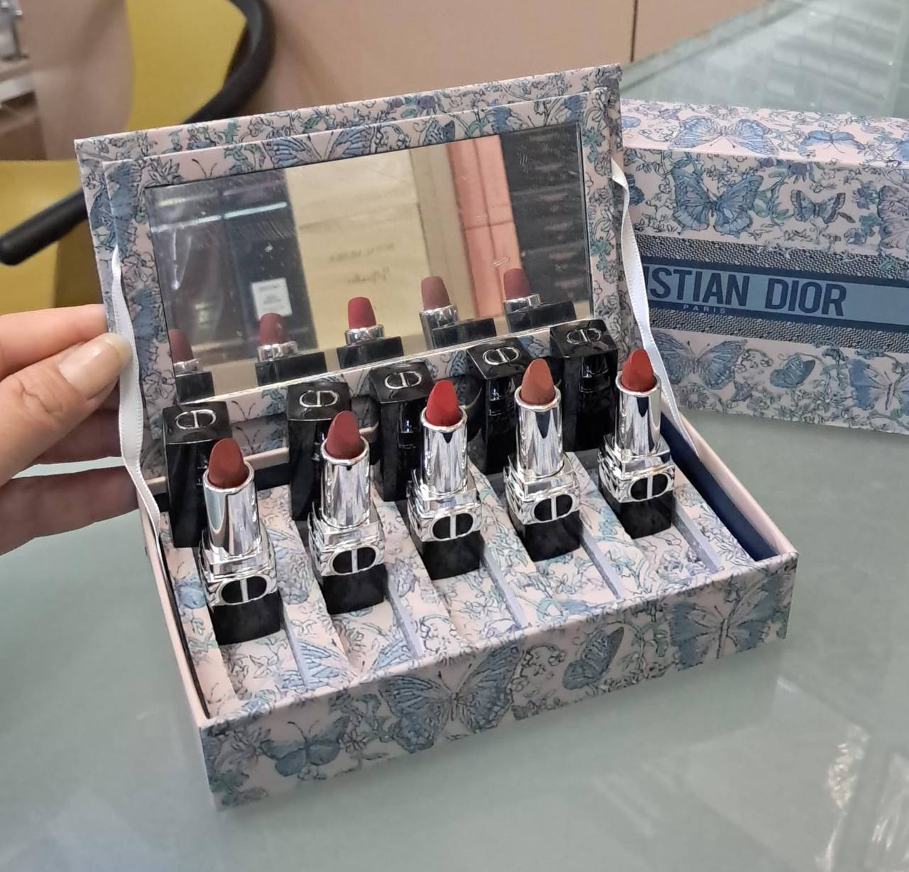 Dior set
65 dha
Zain36
♥️♥️♥️