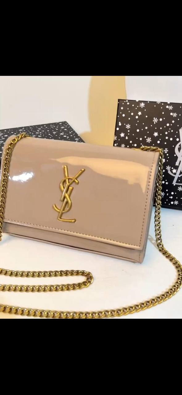 YSL
90 dhs✅
with box
🎁🎁🎁
Zain50
♥️♥️♥️