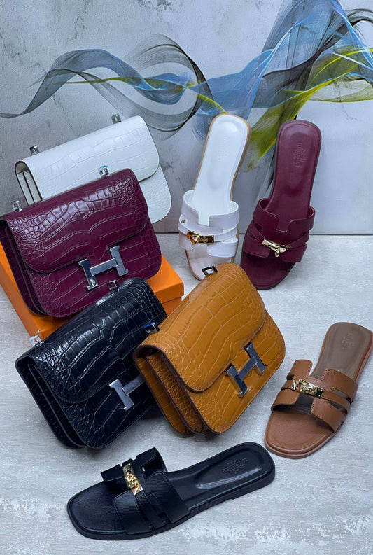 HERMES
Bag&shoes. Set.
170 dhs❣️
Zain175
♥️♥️♥️