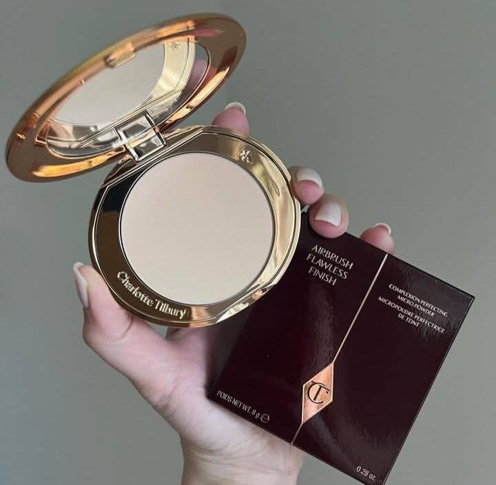 CHARLOTTE TILBURY AIRBRUSH FLAWLESS FINISH COMPLEXION PERFECTING MICRO POWDER
35 dhs✅
Zain01
♥️♥️♥️