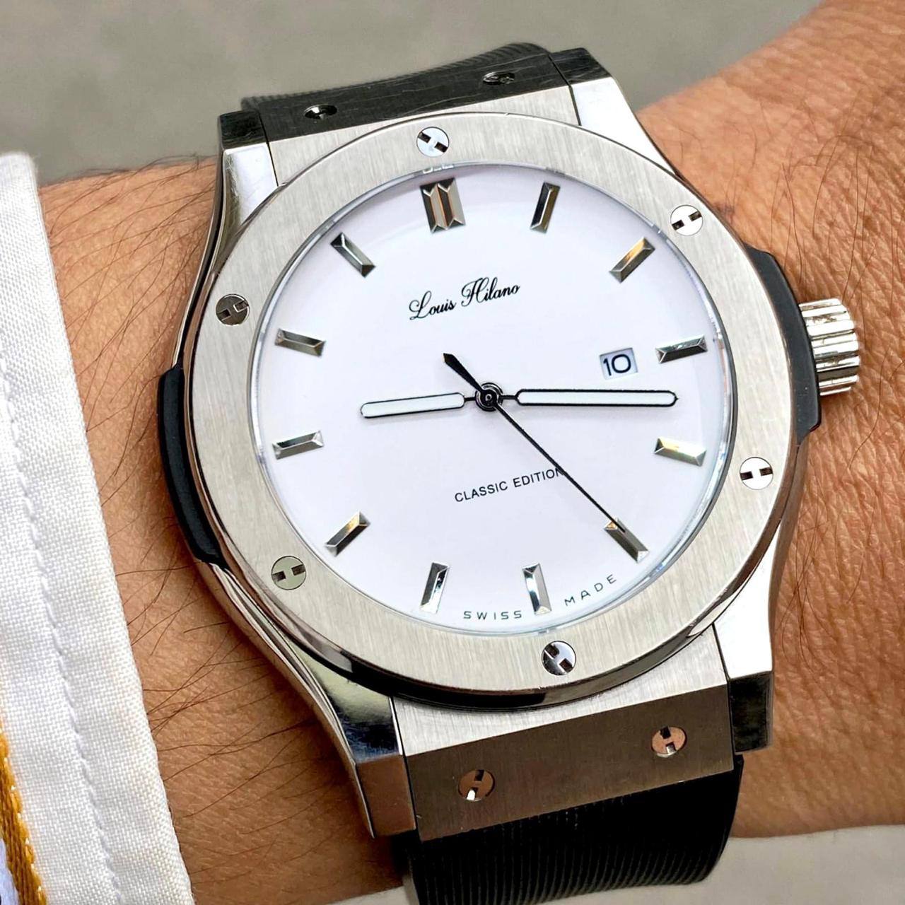Louis Hilano watch for men
good quality
230 dhs🪙💚
Zain59
♥️♥️♥️
