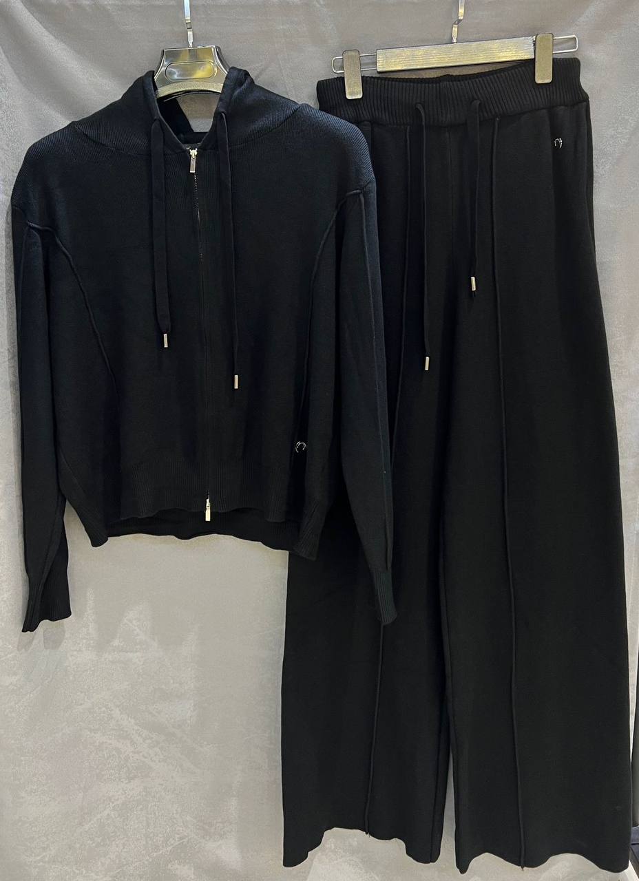 *LORO PIANA*
Women’s Set
Master Quality
SML
400 dhs🪙🌨️
Zain276
♥️♥️♥️